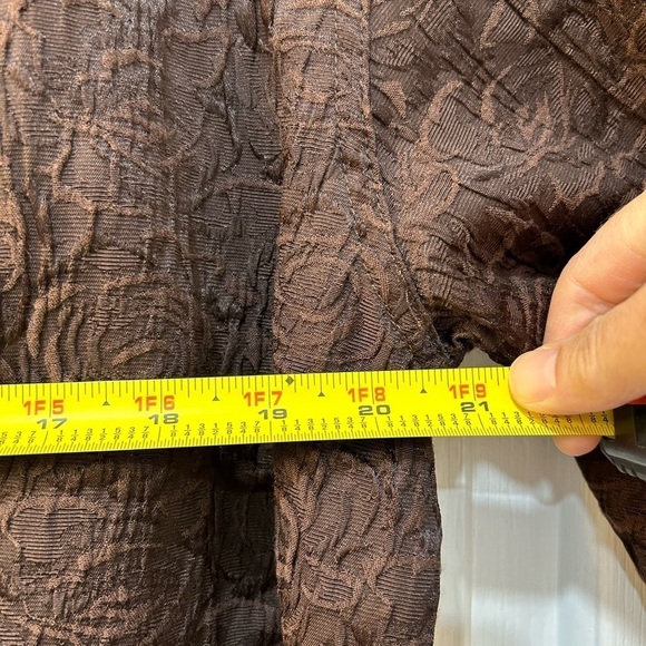 Chico’s Brown Floral Embossed Blazer Textured Top Layer Pockets Preppy Sz M - Picture 7 of 8